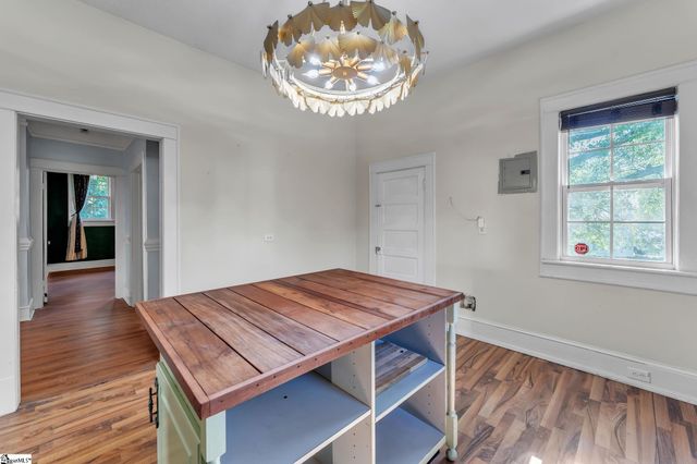 400 King Street, Easley, SC 29640