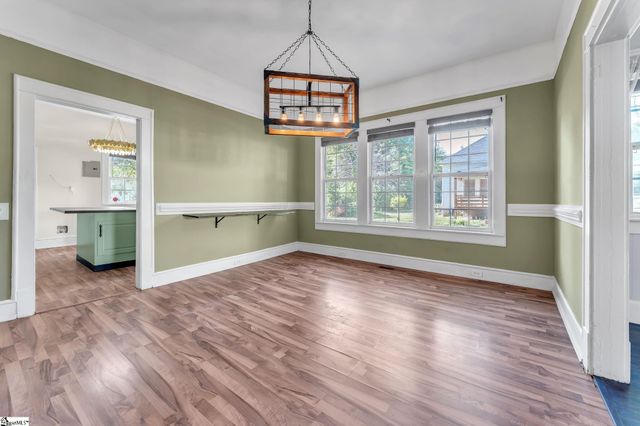 400 King Street, Easley, SC 29640