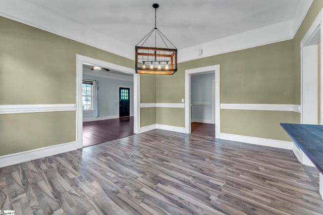 400 King Street, Easley, SC 29640