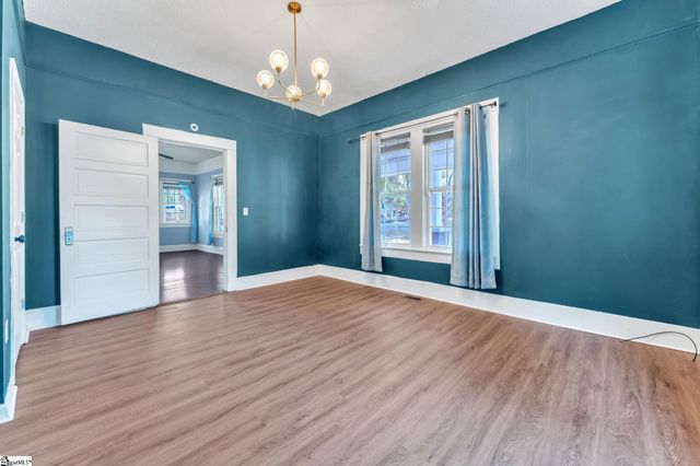 400 King Street, Easley, SC 29640