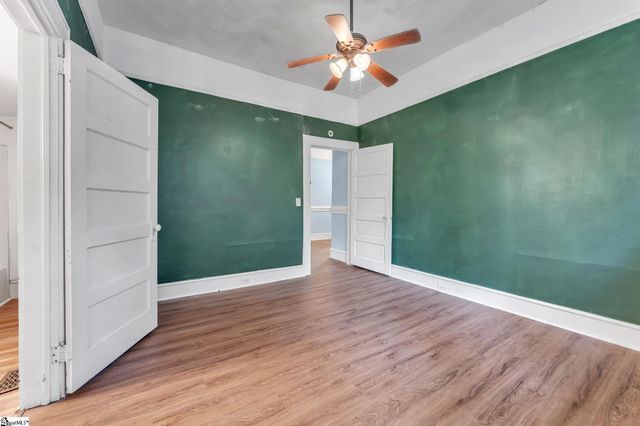 400 King Street, Easley, SC 29640