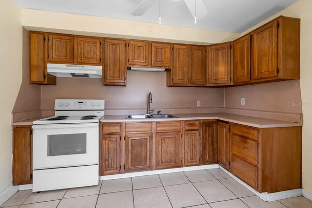 301 5TH AVENUE NW, Ruskin, FL 33570