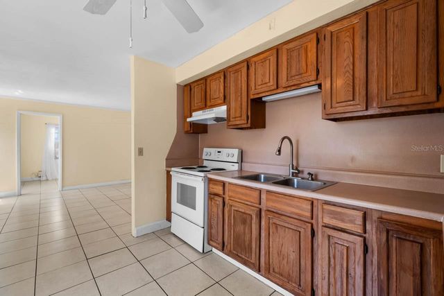 301 5TH AVENUE NW, Ruskin, FL 33570