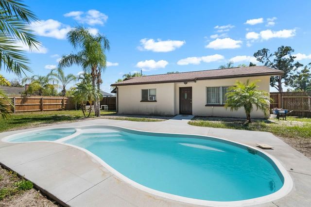 301 5TH AVENUE NW, Ruskin, FL 33570