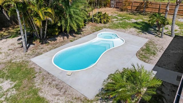 301 5TH AVENUE NW, Ruskin, FL 33570