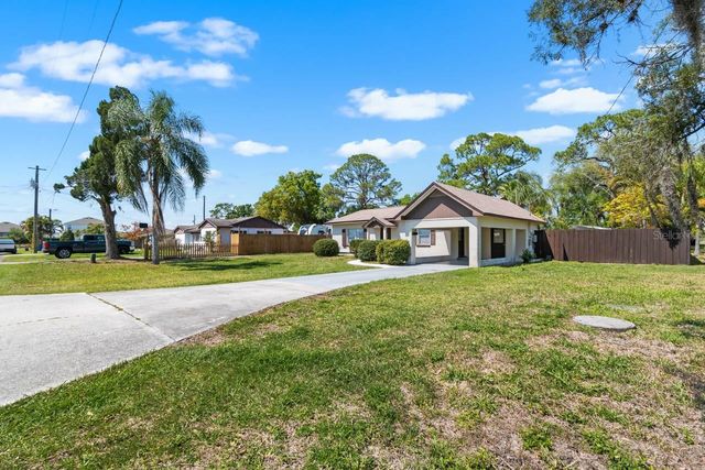 301 5TH AVENUE NW, Ruskin, FL 33570