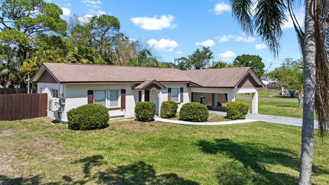 301 5TH AVENUE NW, Ruskin, FL 33570