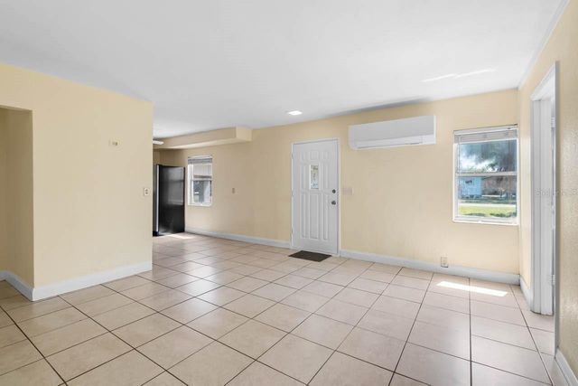 301 5TH AVENUE NW, Ruskin, FL 33570