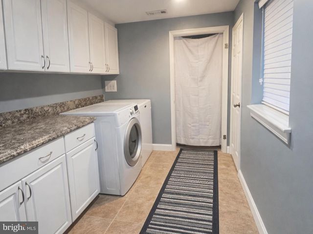 2767 FERNWOOD AVE, Abington, PA 19001
