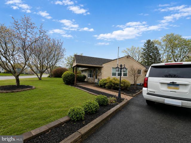 2767 FERNWOOD AVE, Abington, PA 19001