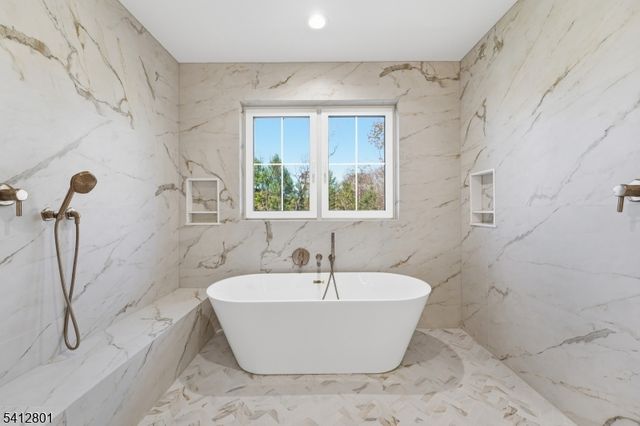 2 Heather Ln, Scotch Plains Twp., NJ 07076