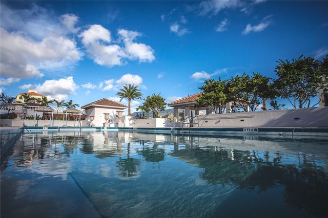 2000 Salzedo Street 513, Coral Gables, FL 33134