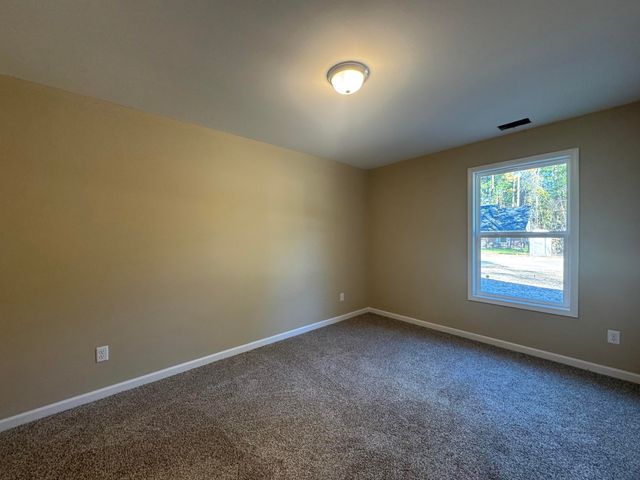 1 Ramblewood Lane, Wedgefield, SC 29168