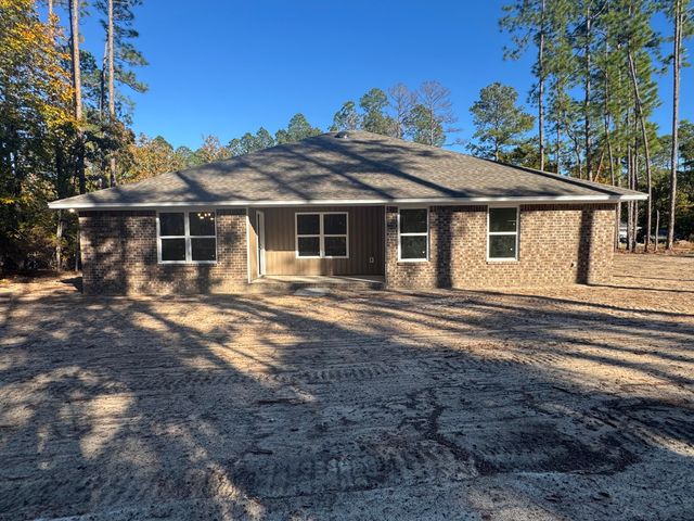 1 Ramblewood Lane, Wedgefield, SC 29168