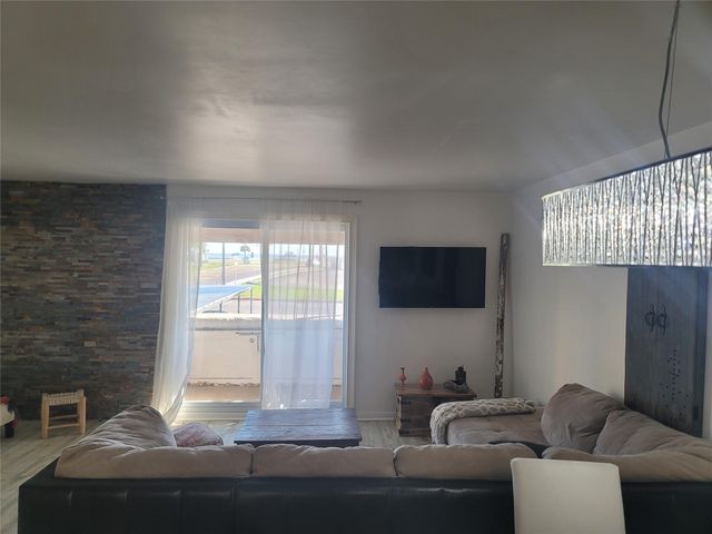 215 Postoffice Street 804, Galveston, TX 77550