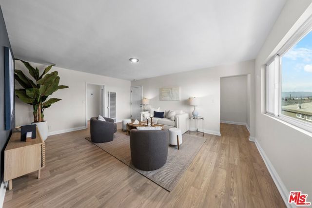 643 Pacific Street, Santa Monica, CA 90405