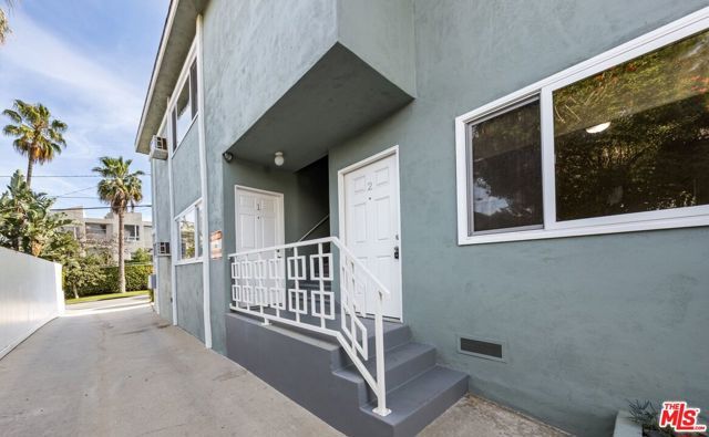 643 Pacific Street, Santa Monica, CA 90405