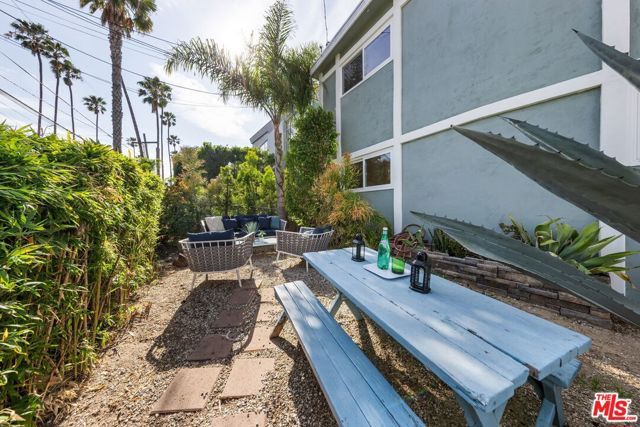 643 Pacific Street, Santa Monica, CA 90405