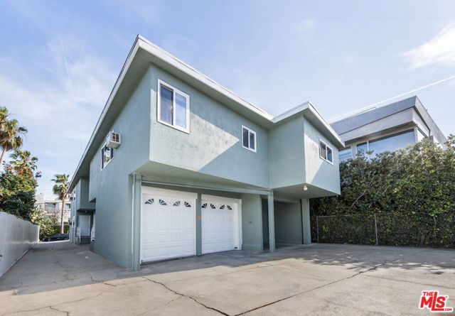 643 Pacific Street, Santa Monica, CA 90405