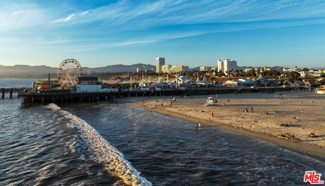 643 Pacific Street, Santa Monica, CA 90405