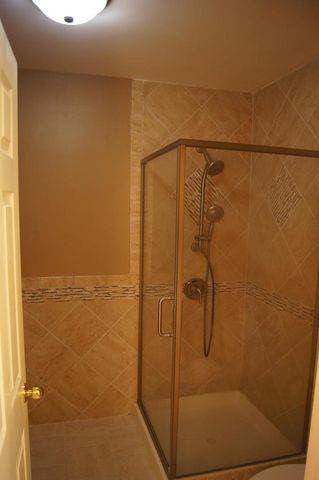 950 Sweetflower Drive, Hoffman Estates, IL 60169