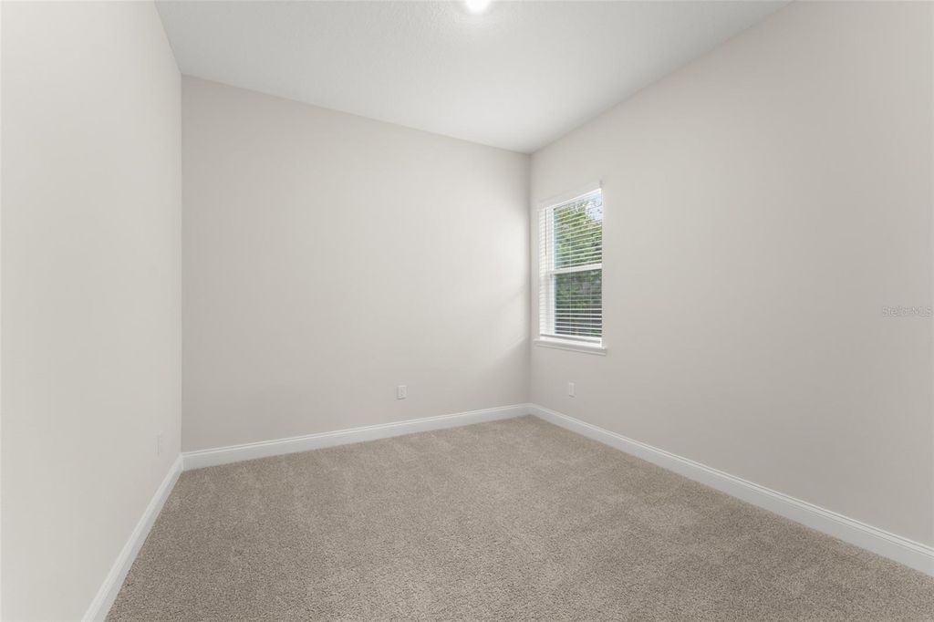 Image 17 of property listing at 13550 MCMILLAN DRIVE, Orlando, FL 32827