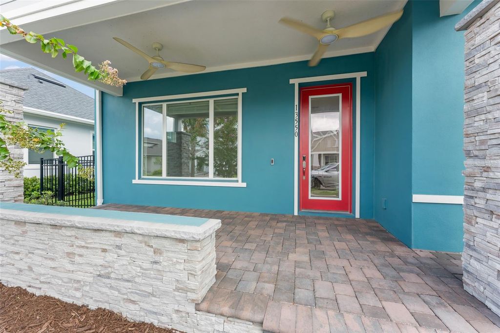 Image 3 of property listing at 13550 MCMILLAN DRIVE, Orlando, FL 32827