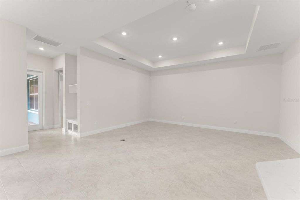 Image 30 of property listing at 13550 MCMILLAN DRIVE, Orlando, FL 32827