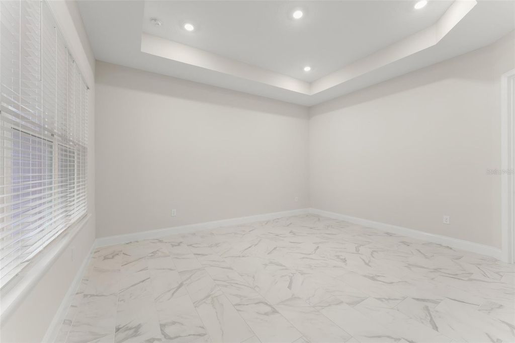 Image 35 of property listing at 13550 MCMILLAN DRIVE, Orlando, FL 32827