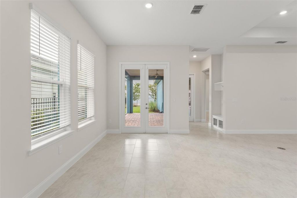 Image 43 of property listing at 13550 MCMILLAN DRIVE, Orlando, FL 32827
