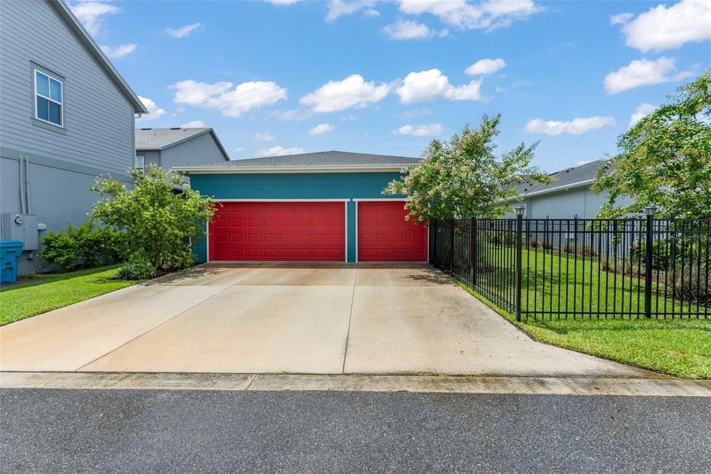 Image 50 of property listing at 13550 MCMILLAN DRIVE, Orlando, FL 32827