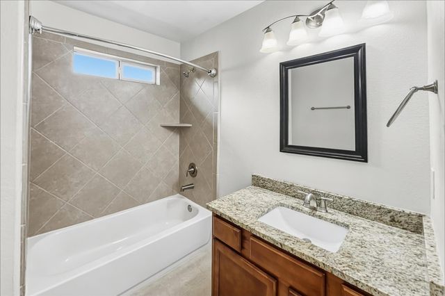 1735 Park Oak Drive, Conroe, TX 77304