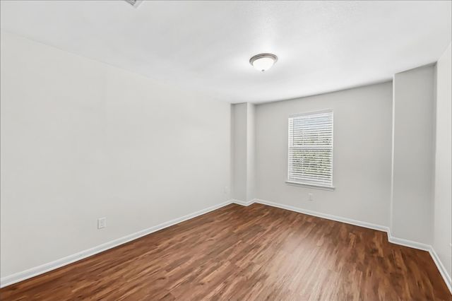 1735 Park Oak Drive, Conroe, TX 77304