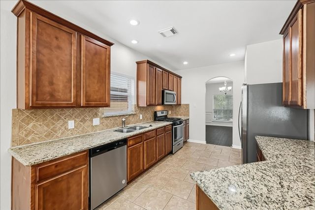 1735 Park Oak Drive, Conroe, TX 77304