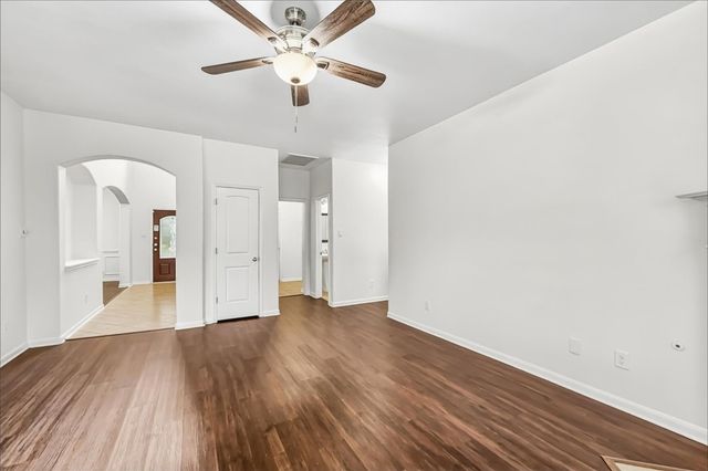 1735 Park Oak Drive, Conroe, TX 77304
