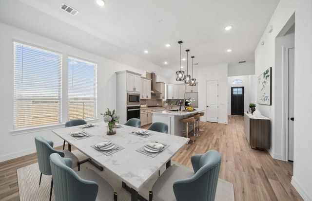 13722 Ballast Green Drive, Texas City, TX 77568