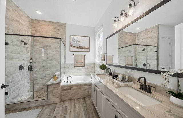 13722 Ballast Green Drive, Texas City, TX 77568