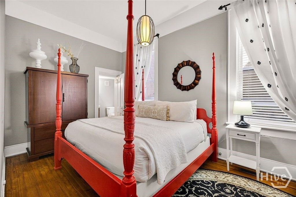 Image 12 of property listing at 106 E Harris Street, Savannah, GA 31401