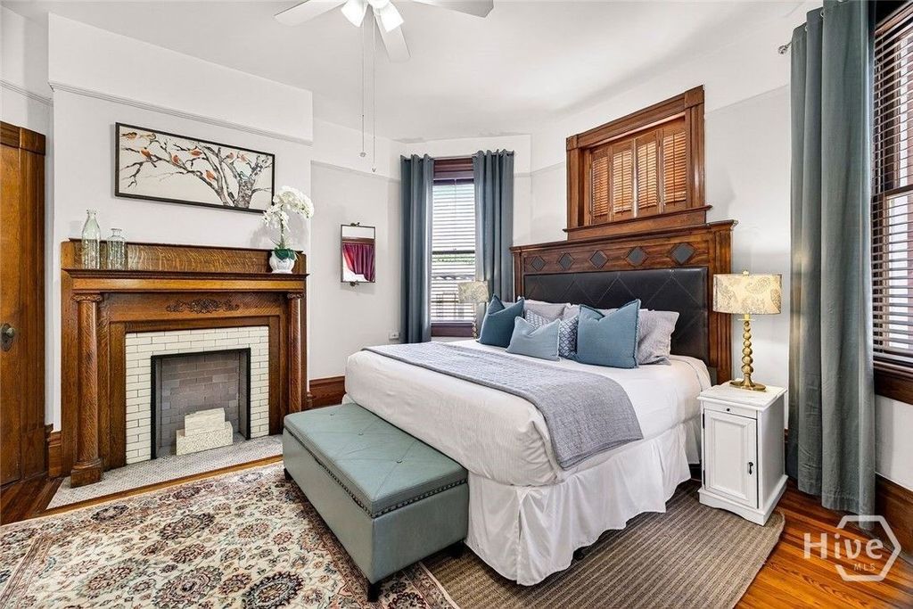 Image 26 of property listing at 106 E Harris Street, Savannah, GA 31401