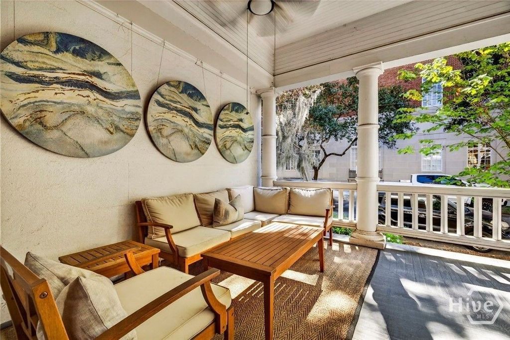 Image 41 of property listing at 106 E Harris Street, Savannah, GA 31401
