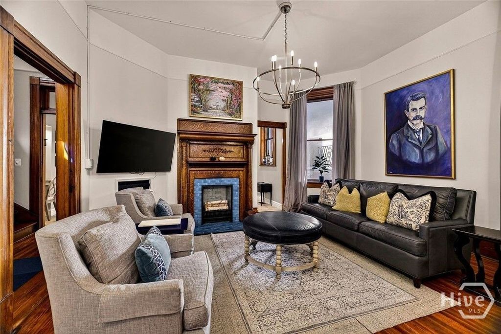 Image 6 of property listing at 106 E Harris Street, Savannah, GA 31401