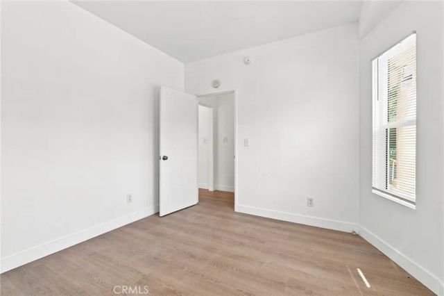 1223 E 35th, Los Angeles, CA 90011