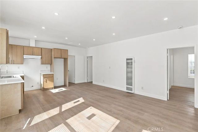1223 E 35th, Los Angeles, CA 90011