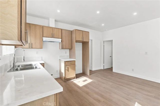 1223 E 35th, Los Angeles, CA 90011