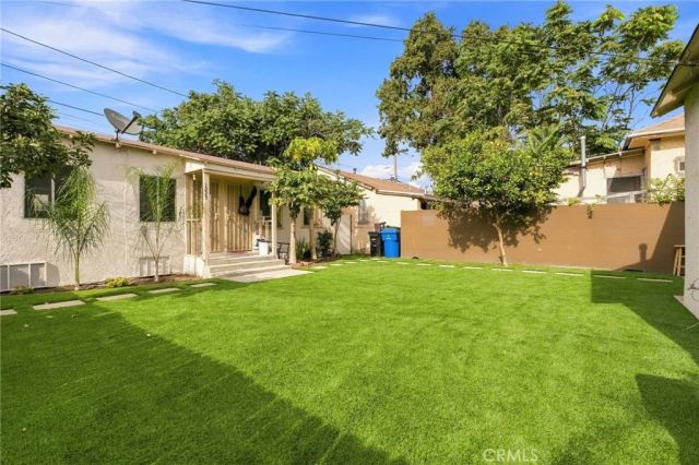 1223 E 35th, Los Angeles, CA 90011