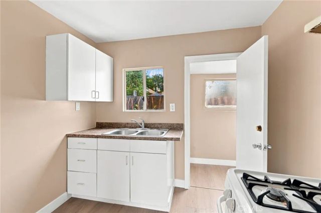 1223 E 35th, Los Angeles, CA 90011