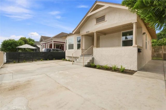 1223 E 35th, Los Angeles, CA 90011