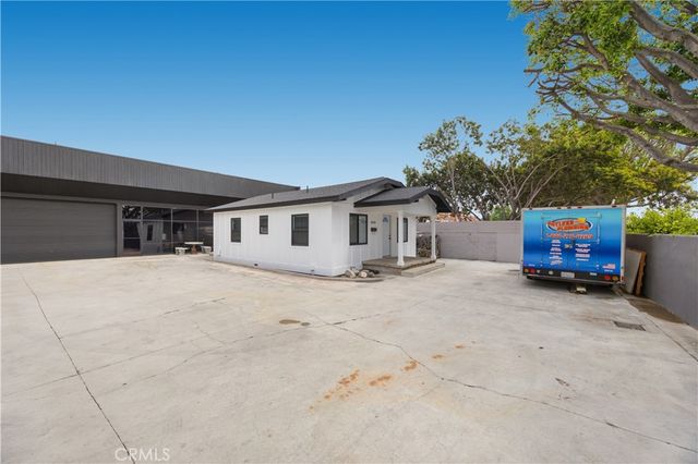 14128 Paramount Blvd, Paramount, CA 90723