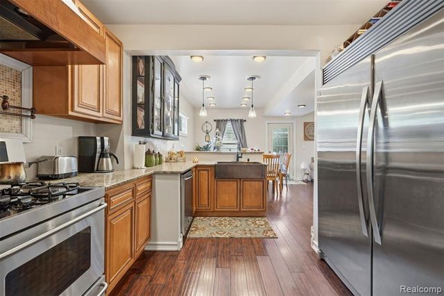 435 N Melborn Street, Dearborn, MI 48128