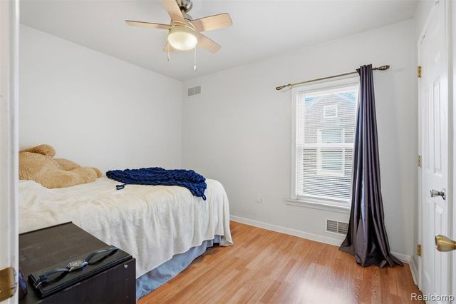 435 N Melborn Street, Dearborn, MI 48128